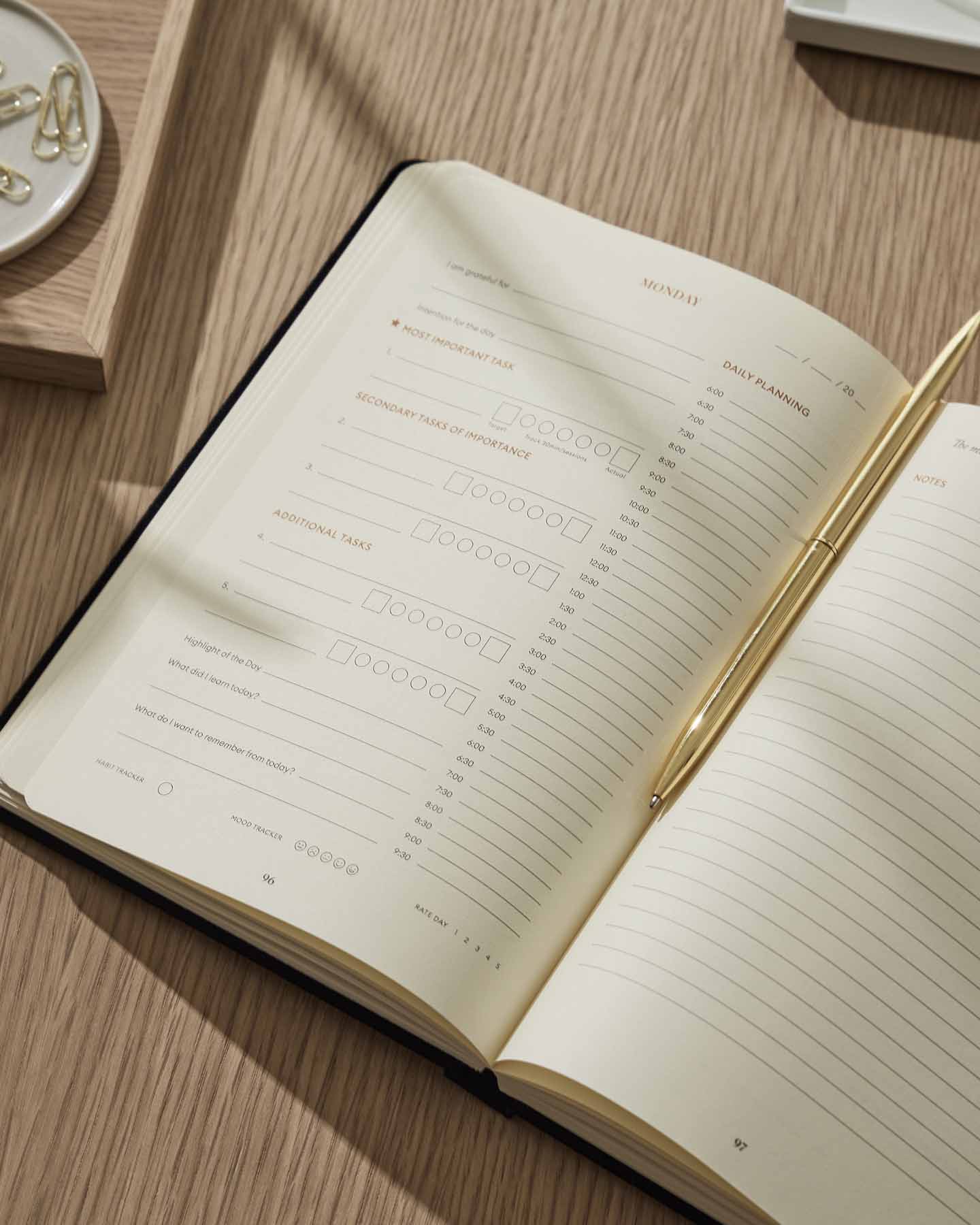 Productivity Planner – Black | Weekly Goal & Focus Planner | Time Management & Organization